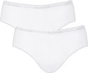 Twee witte Sloggi midi-slips voor heren met elastische tailleband voorzien van het Sloggi-logo.