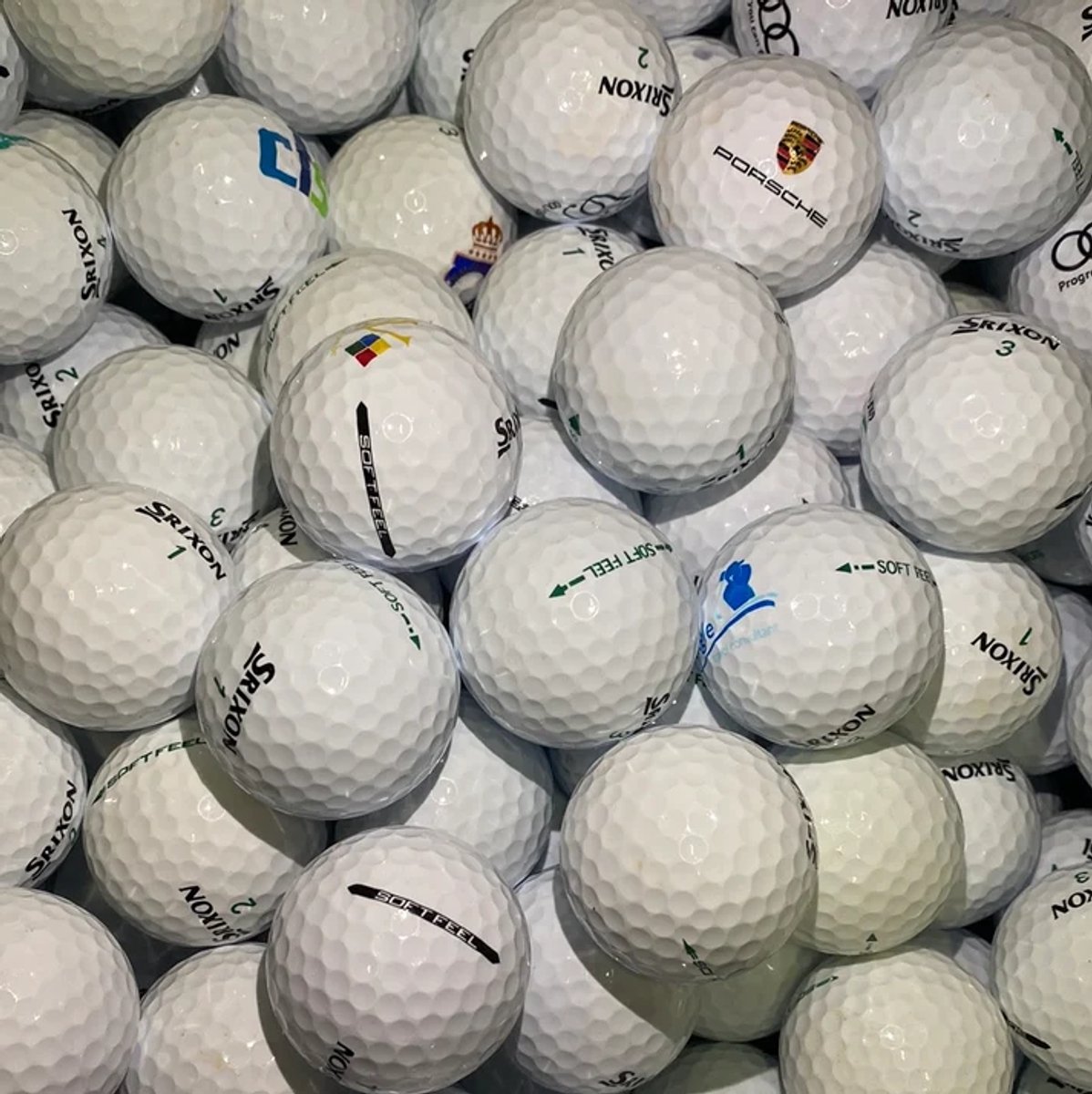 50 Stuks Srixon Soft Feel Gebruikte Golfballen/Lakeballs - AAAA Kwaliteit + 2 Stuks YourLakeBalls Tees