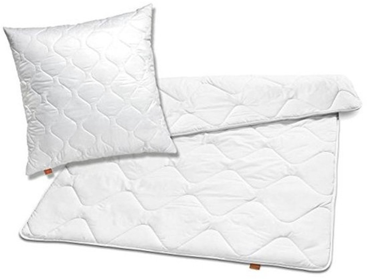 Dekbed set 155 x 220 cm met hoofdkussen 80 x 80 - Het hele jaar door comfortabel slapen