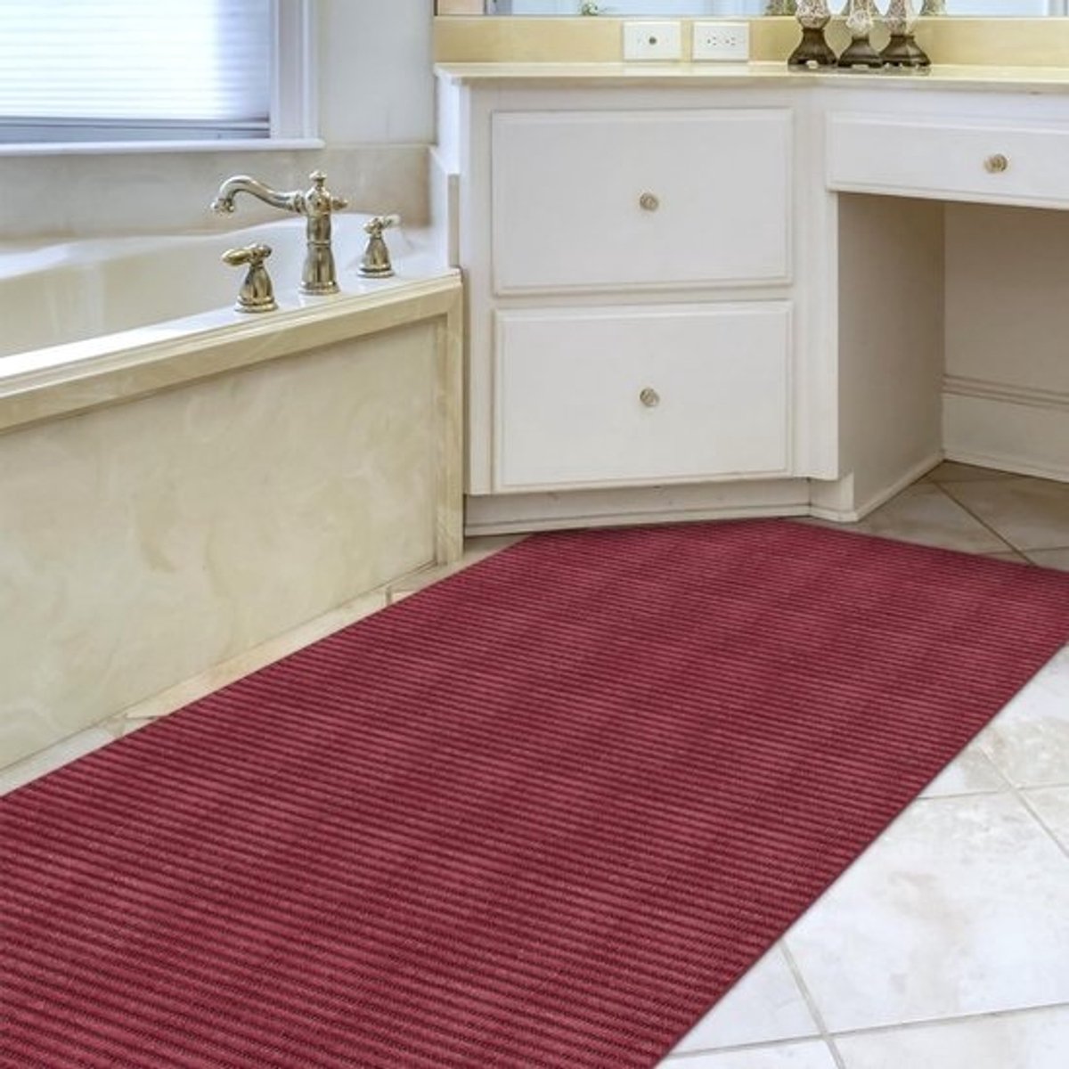 Zachte Antislip Badmat - 65 x 180 cm - Rood/Bordo - Veilig en Voordelig