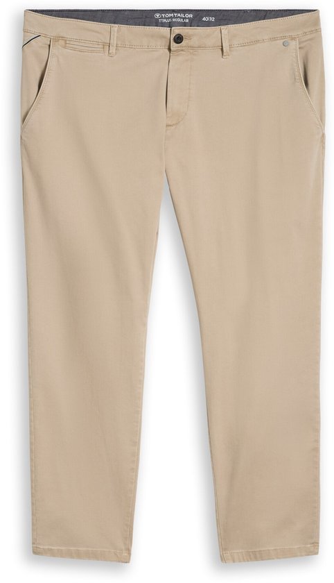 Beige chino broek met normale pasvorm.