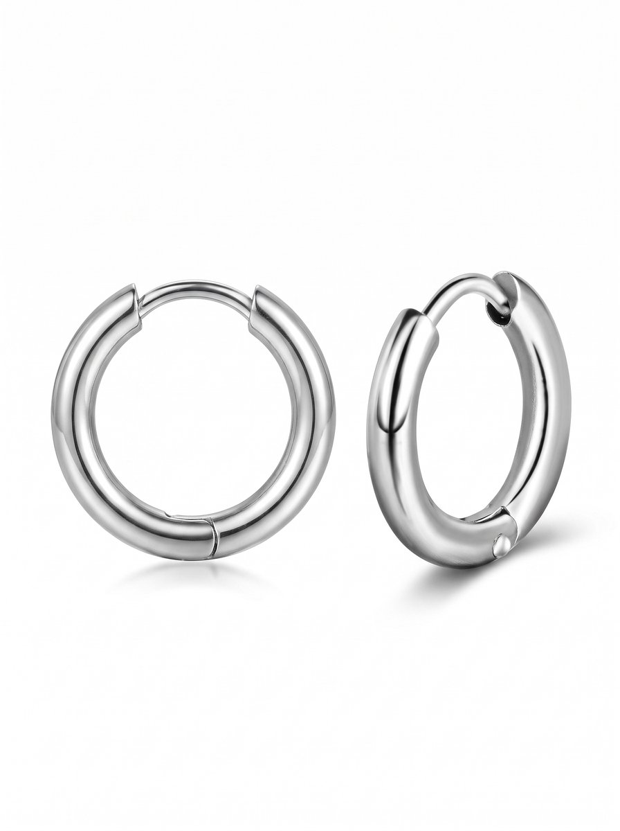 Lundholm Kai Oorringen Heren Zilverkleurig – Kleine Ronde Oorringen 10 mm Dunne Hoops 2,5 mm – Premium Stainless Steel – Stoere Mannen Oorbellen Ringetjes – Waterproof & Hypoallergeen – 1 Paar – Cadeau voor Hem – Scandinavisch Design