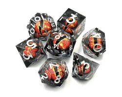 Joya Dice® Polydice Dobbelsteen Set geschikt voor rollenspellen zoals Dungeons and Dragons D&D DnD | Dobbelstenen Set | Dice Set | Liquid Core Resin Dice 7 Stuks Set | Bewegend Drakenoog Rood Oranje | Infernal Eye