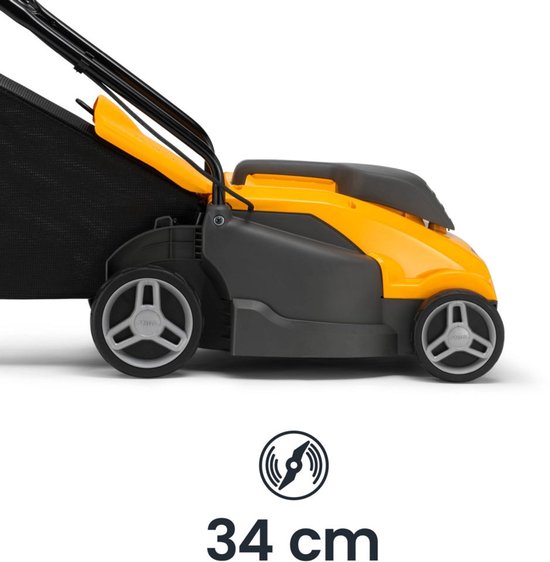 Zijwaarts detail van gele en grijze Stiga Combi grasmaaier met '34 cm'.