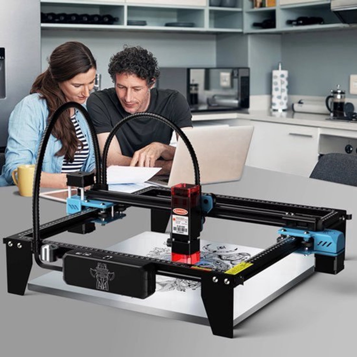 Lasergraveermachine TTS-10 Pro Set 9 - Werkgebied 60x60 cm - 10 Watt Vermogen - Metaal Materiaal - Voor Houtbewerking En Snijden