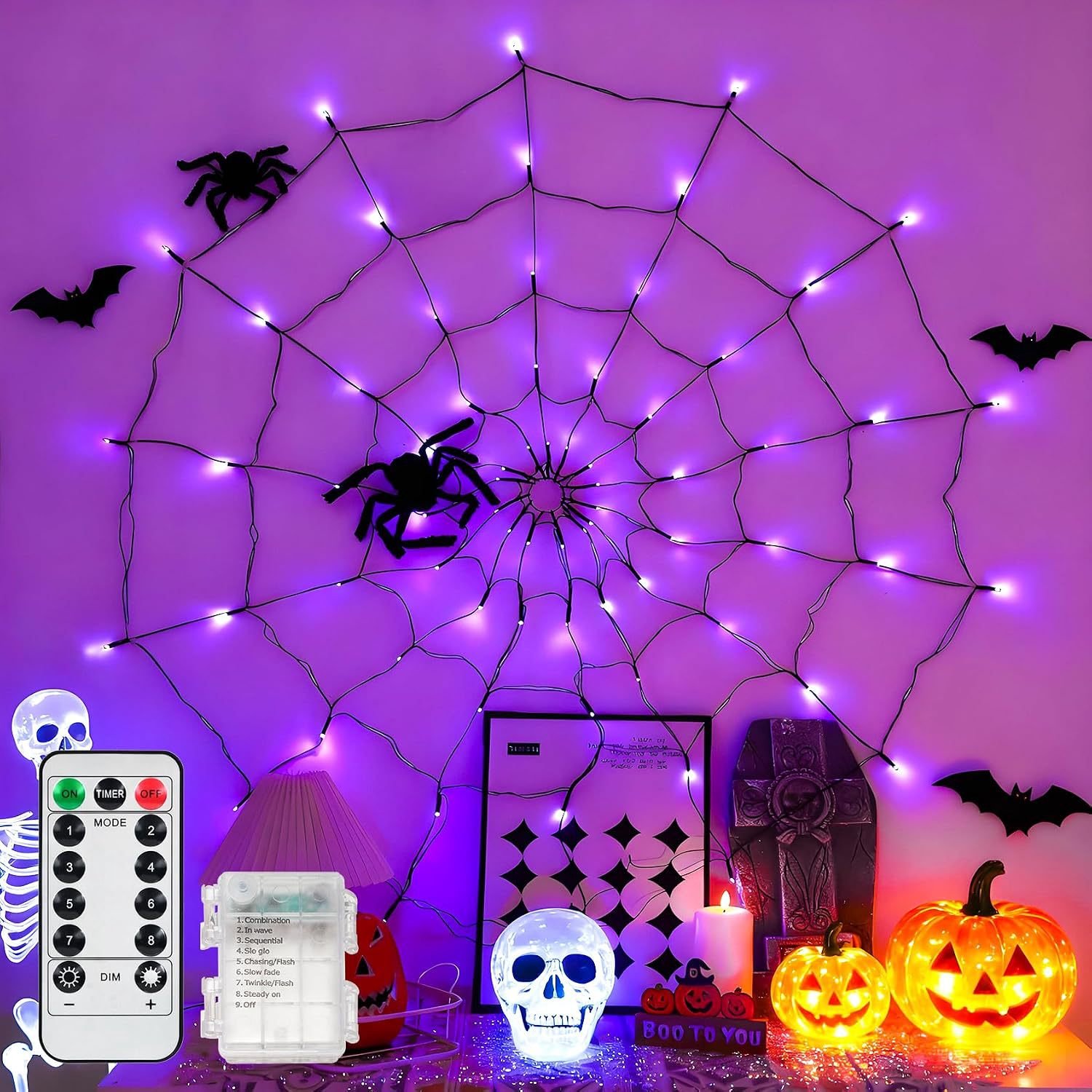 YAGXIG Halloween Decoratief Spinnenweblicht - 4ft Diameter - 70 LED Zwarte Spinnen - Waterdicht Weblicht - Met Afstandsbediening - 8 Modi - Spinnenweb Halloween Decoratie - Voor Binnen Tuin Buiten (Paars)