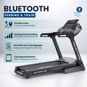 Focus Fitness Jet 9 iPlus loopband met Bluetooth-informatie over virtuele routes en trainingsapps.