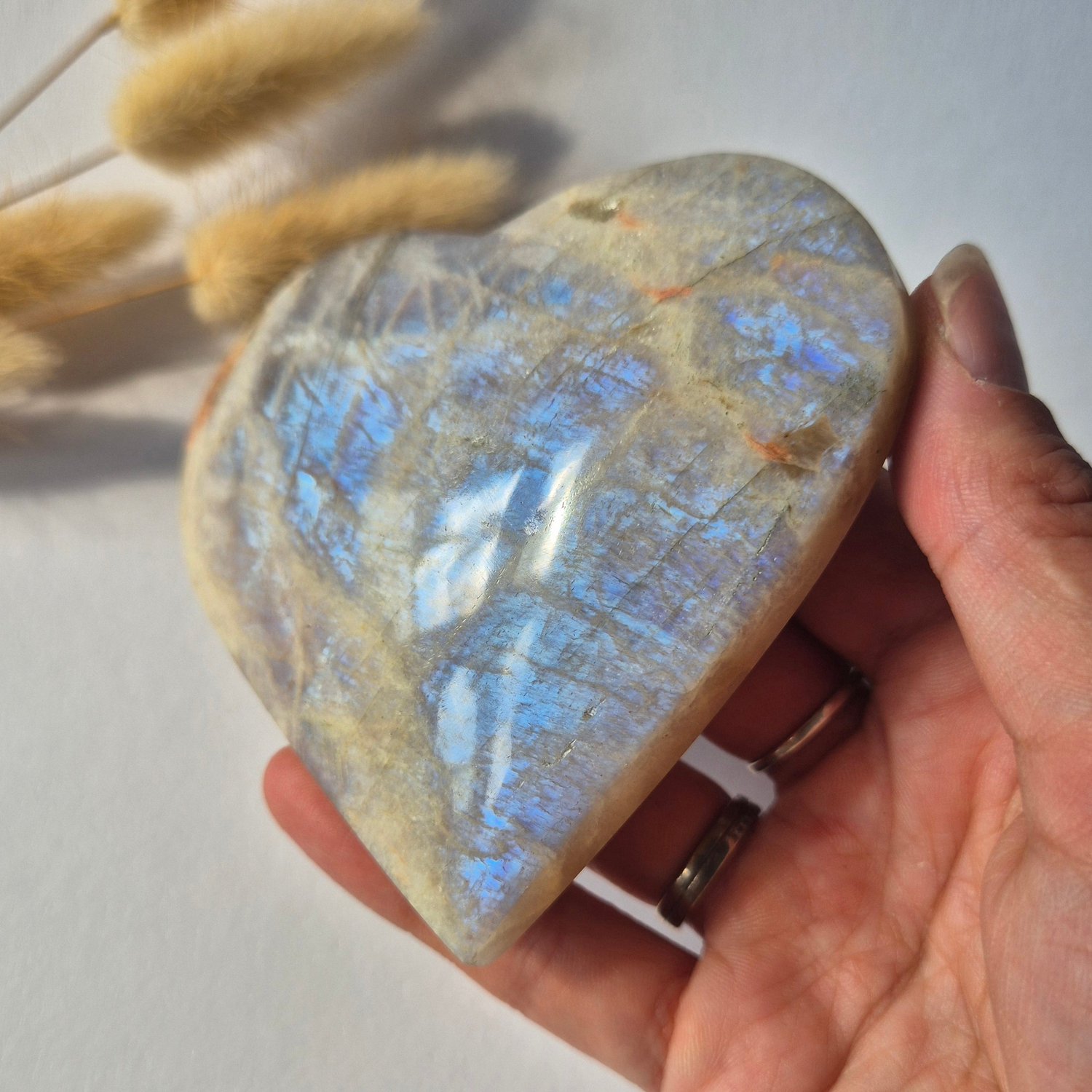 Moonlight Gemstones XL Flashy Blauwe Maansteen Hart – 211 gram Meerkleurig