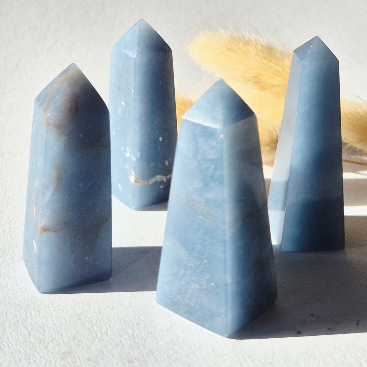 Moonlight Gemstones Angeliet Toren 5–7 cm | Hoge Kwaliteit Edelsteen Obelisk Meerkleurig
