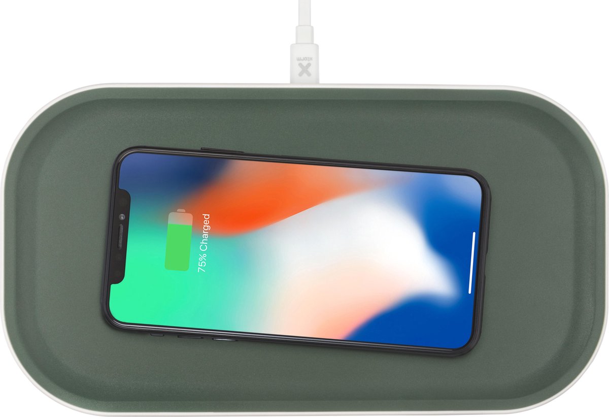 Xtorm UV sterilisator en desinfectie box met 15W draadloos oplaad functie - Ontsmetten mondmasker smartphone sleutels - UV Reiniger - Antibacterieel - UVC lamp - 99% Desinfectie