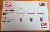 Led kogel lamp E14 3,8W per 3 verpakt