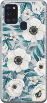 Leuke Telefoonhoesjes - Hoesje geschikt voor Samsung Galaxy A21s - Witte bloemen - Soft case - TPU - Blauw
