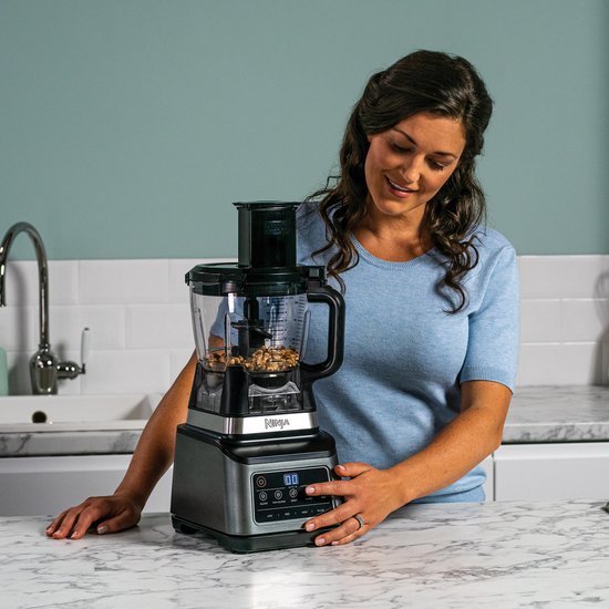 Ninja Foodi 3-in-1 Foodprocessor - 1200 W - 2.1 Liter - IJsCrusher - Auto  iQ - BN800EU | bol.com