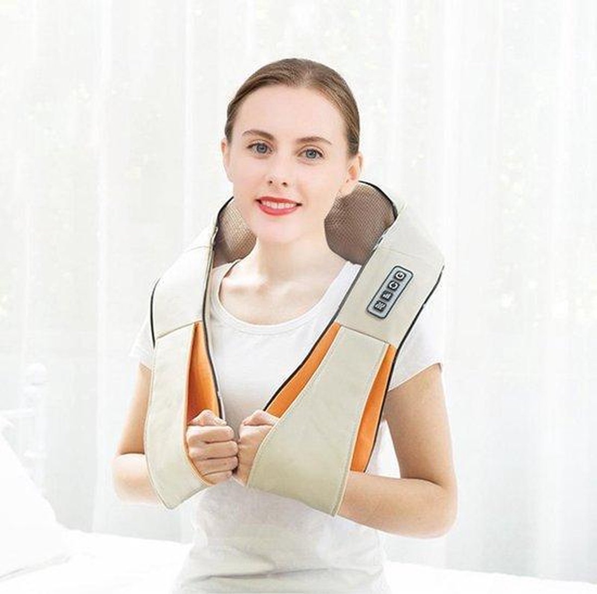 LuxeBass Elektrisch Shiatsu Nek en Schouder Massage Kussen met Arm Lussen ? Nekmassagekussen / massager met kneedmassage nekpijn - Apparaat Geschikt voor Nek/Schouders/Rug/Benen/Voeten/Kuit - Incl. Auto Stekker — cadeau in Verzorging - foto 4
