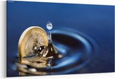 Schilderij - Euro muntstuk dat in water plonst — 90x60 cm