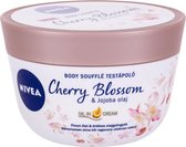 Nivea - Body Mo Soufflé Oil Cherry Blossom & Jojoba Oil 200 Ml