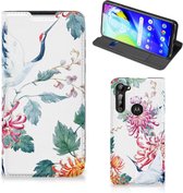 Wallet Bookcase Motorola Moto G8 Power Telefoonhoesje Bird Flowers
