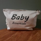Baby essentials etui