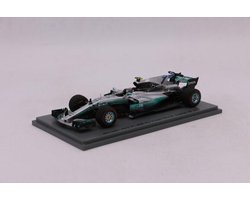 1:43 Mercedes AMG Petronas Hybrid F1 Team WO8 #77 GP Oostenrijk 2017 V. Bottas Spark modelauto