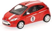 De 1:43 Diecast Modelcar van de Ford Ka van 2009 in Red.This schaalmodel is begrensd door 1008 stuks. De fabrikant is Minichamps.Dit model is alleen online beschikbaar.