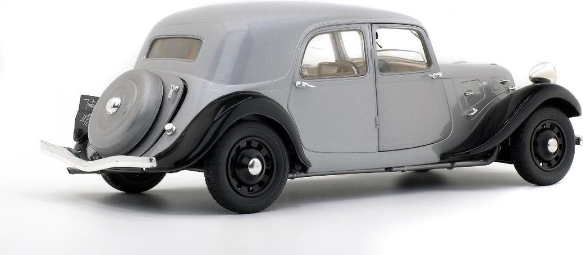 Solido Prestige 1/18 – Citroën Traction AV11 Découvrable 1938 – Marron – Réf 8180