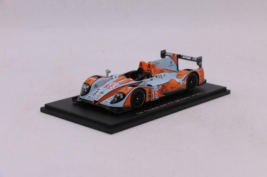 De 1:43 gegoten modelauto van de OAK Pescarolo-Judd OAK Racing #15 van de 24H of Lemans 2012. De chauffeurs waren Franck Montagny/Dominik Kraihamer en Bertrand Baguette. De fabrikant van het schaalmodel is Spark.