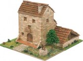 Kit de construction Maison traditionnelle sud-européenne avec puits en pierre