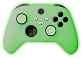 FR-TEC Xbox Series XS Controller Skin + Thumb Grips - Glow In The Dark
