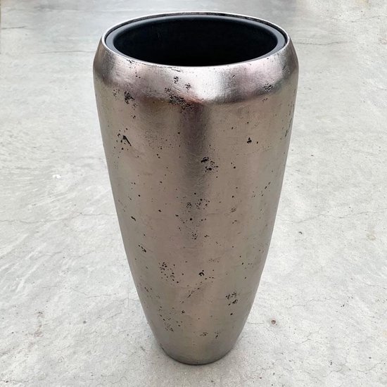 Frigus vaas zilver | Hoge vaas met rauwe metallic zilveren finish |... | bol.com