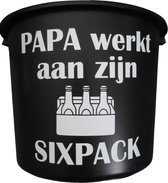 Cadeau emmer - Papa werkt aan zijn Sixpack - 12 liter - zwart - cadeau - geschenk - gift - kado - surprise - vaderdag - verjaardag