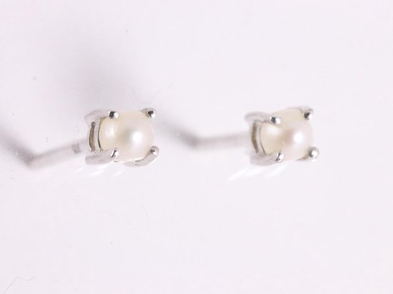 Clous d'oreilles en argent fin avec perle d'eau douce blanche - ø 3 mm