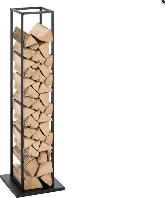 Hoog, smal, zwart metalen rek, gevuld met gekloofd haardhout.