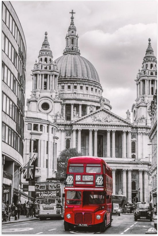 Poster – Rode Bus in Londen met Zwart/ Wit Achtergrond - 40x60cm Foto op Posterpapier