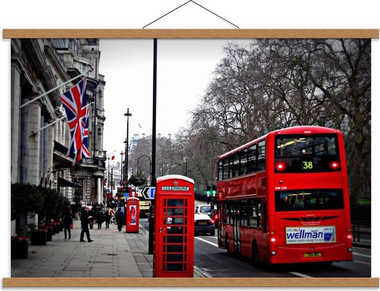 Schoolplaat – Rode Bus en Telefooncel in Londen - 90x60cm Foto op Textielposter (Wanddecoratie op Schoolplaat)