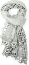 Lichte dames sjaal met kant afgeboord | mode accessoire | geschenk voor haar
