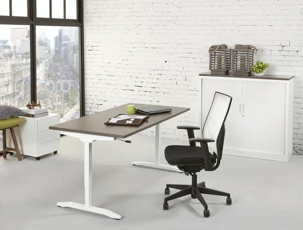 ABC Kantoormeubelen Slinger verstelbaar zit/zit bureau NLST breed 180CM diep 80 cm bladkleur Havanna framekleur Wit (RAL9010)