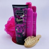 Cadeau voor vrouw Vogue douche shower foam Vogue deodorant Vogue shower gel douchespons en borstel - Geschenkset vrouwen - verjaardag - 5 producten