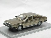 The 1:43 Diecast modelcar of the Maserati Quattroporte 4.9 of 1983 in Marrone. This model is limited by 300pcs.The manufacturer of the scalemodel is Kess Model.This model is only online available.