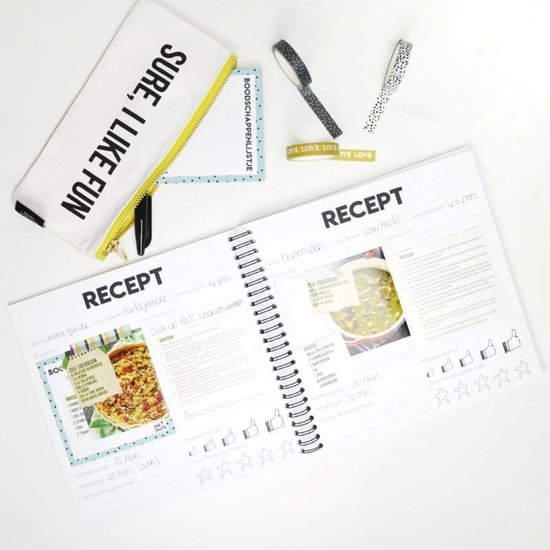 Receptenboek invulboek - Receptenboek verzamelboek - Recepten verzamelboek - Receptenboek lichtblauw - Studio Ins & Outs - Studio Ins & Outs