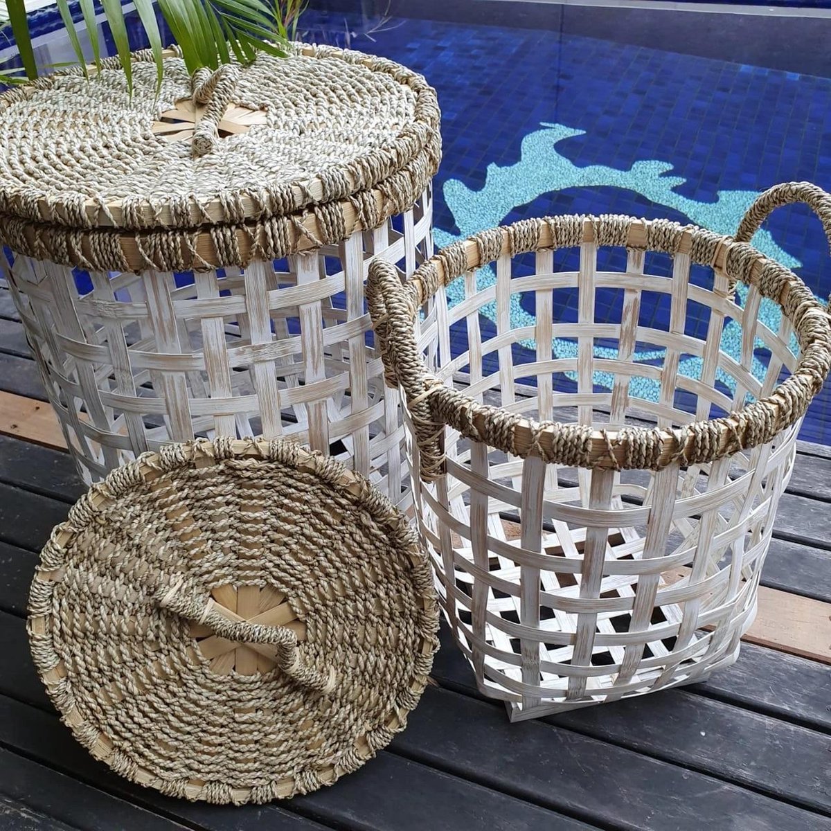 Nusa Originals - Handgemaakte Witte Bamboe Wasmand - Large 50x60cm