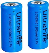 TR Deals ® 2x Ultrafire 16340 - 1200 mah 3.7 Volt oplaadbare batterij - Geschikt voor zaklampen, videodeurbel, laserpennen en meer!