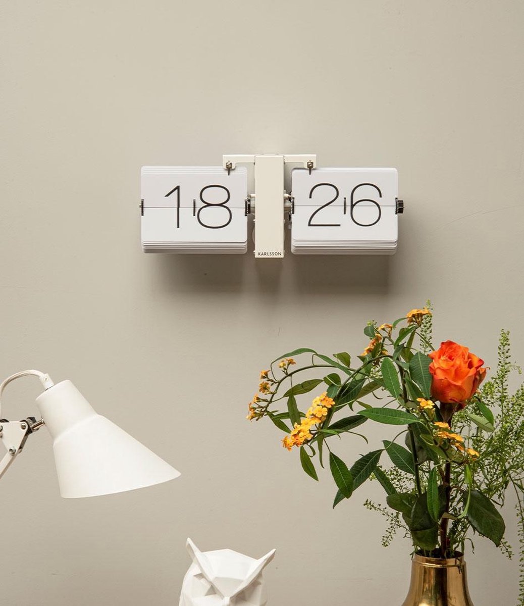Karlsson Flip clock No Case Horloge murale / de table Acier 36 x