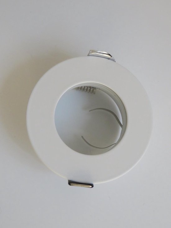 met tijd Geleerde Egomania Inbouwspot badkamer: GU10 fitting IP65 wit ronde spothouder/armatuur voor  badkamer... | bol.com