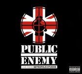 Albumcover met de tekst PUBLIC ENEMY LIVE FROM METROPOLIS STUDIOS en een cirkel met de Britse vlag.