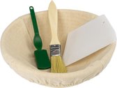 Hueo - Bakset met rijsmand - 5-delige broodmaak set inclusief rijsmand, deegschraper, deegmesje, linnen deegkleed en borsteltje - natuurlijk rotan - Ø 23cm - Sinterklaas en Kerst c