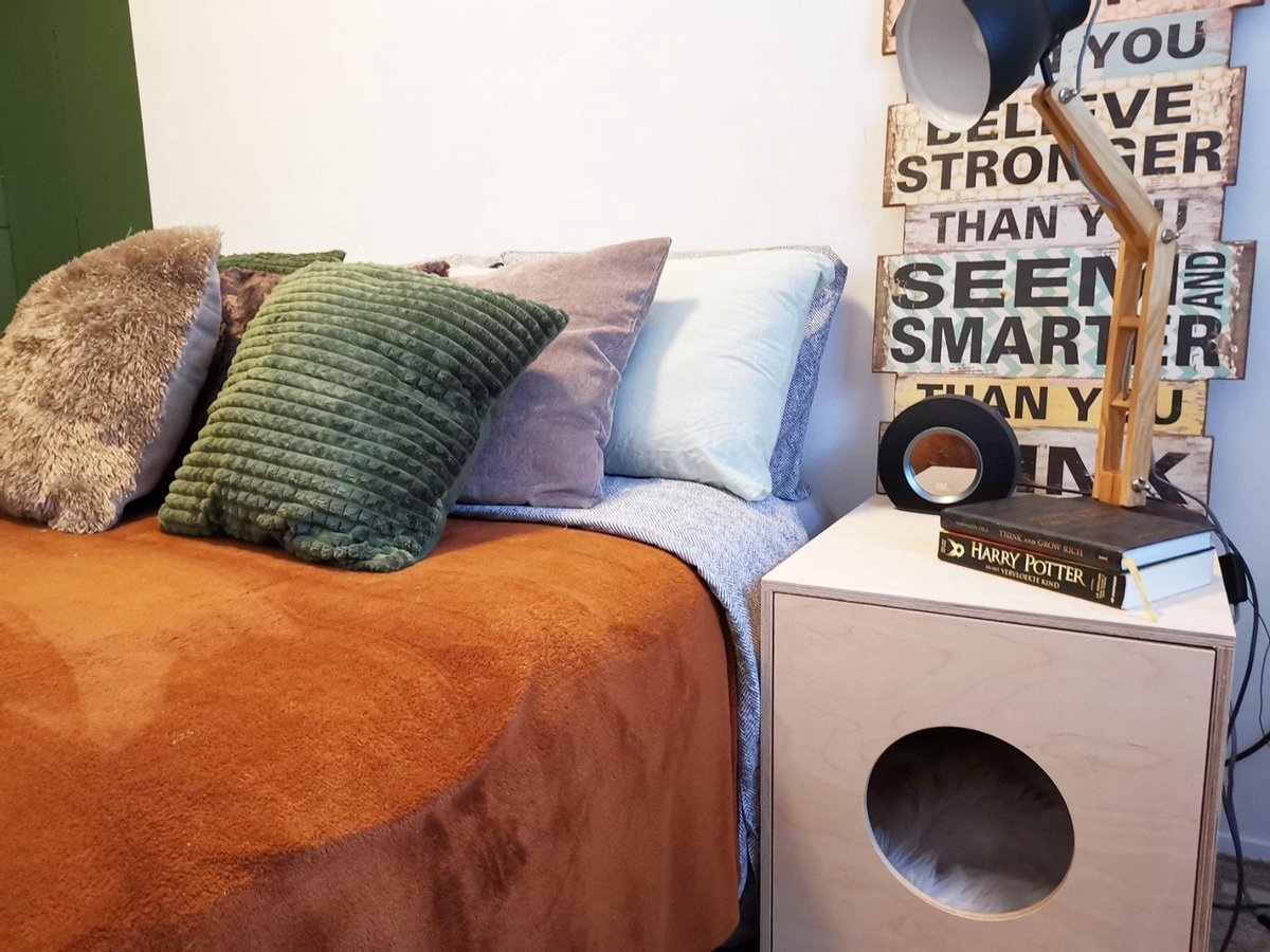 Kattenbak in de slaapkamer