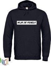 Hoodie zwart Wijn en Piemels maat XXL