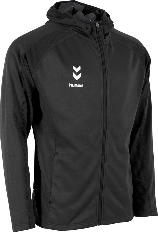 Zwarte hoodie van hummel met rits, witte chevrons en logo op de linkerborst. Donkergrijs mesh-paneel op de schouders en capuchon.