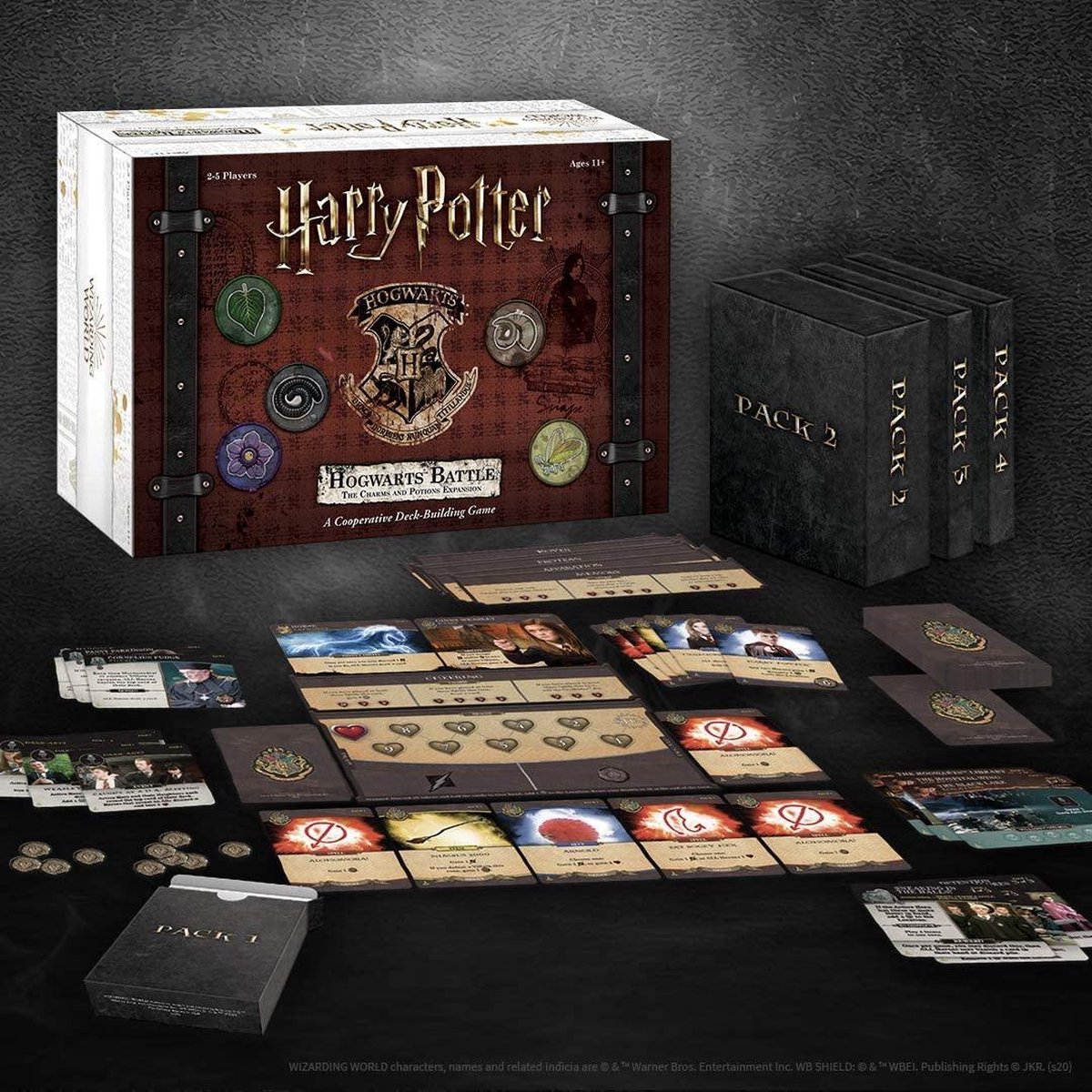 USAopoly Harry Potter: Hogwarts Battle 60 min Board game expansion | Games bol.com