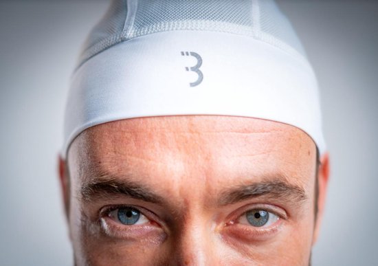 BBB Cycling Helmmuts Zomer - Fietsmuts Voor Onder Helm - 10-25 °C - Mesh Bovenstuk Voor Extra Ventilatie - Wit - One Size - ComfortCap Helmmuts Fiets BBW-293 van BBB Cycling — afbeelding 5